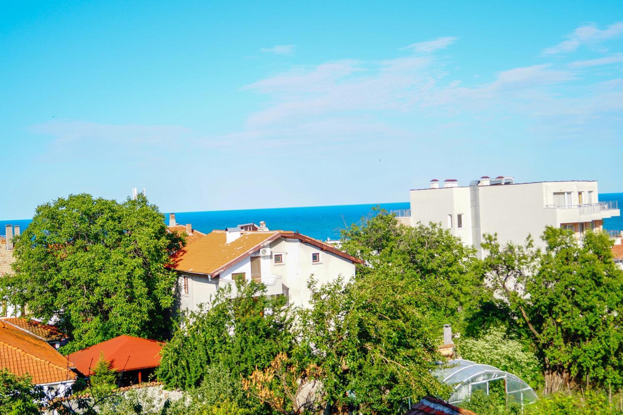 Chrystal Guest House Obzor Bagian luar foto