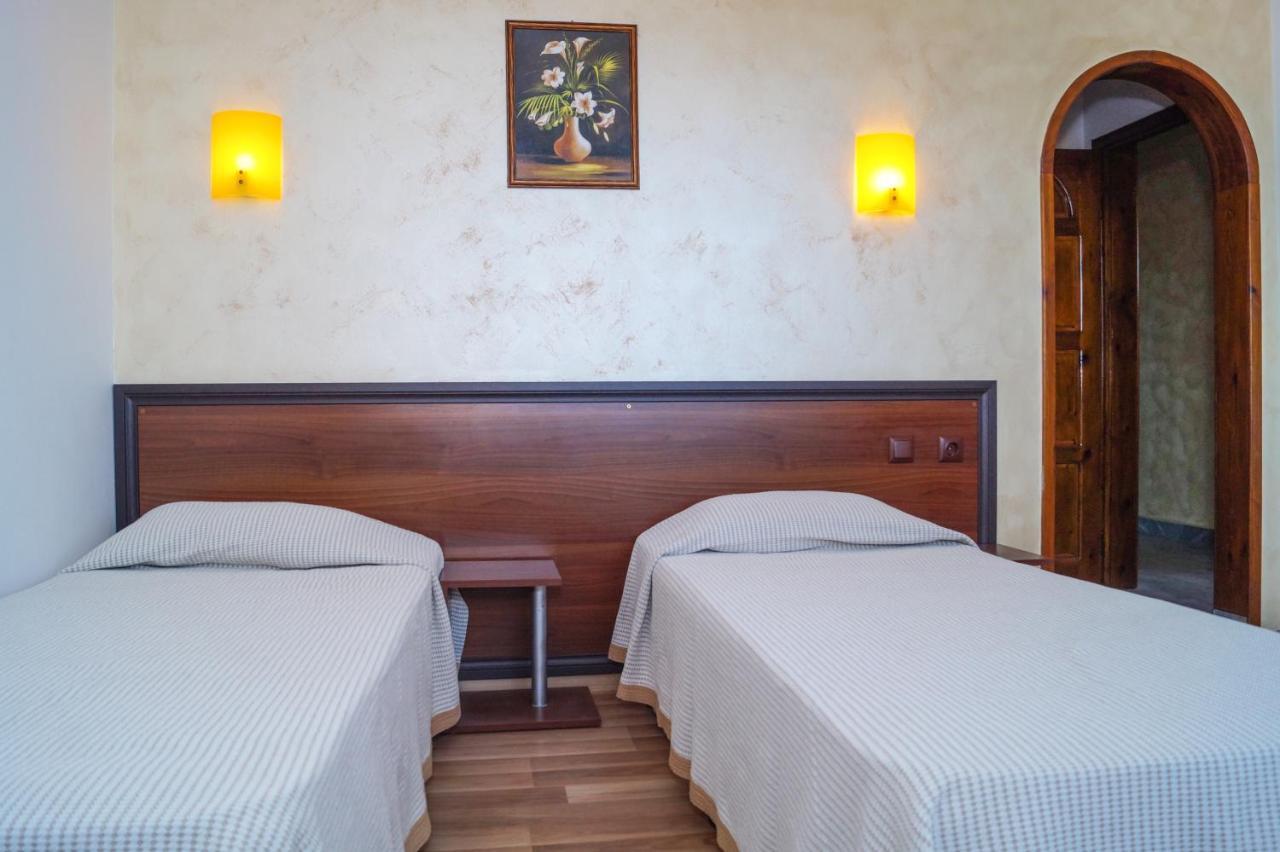 Chrystal Guest House Obzor Bagian luar foto