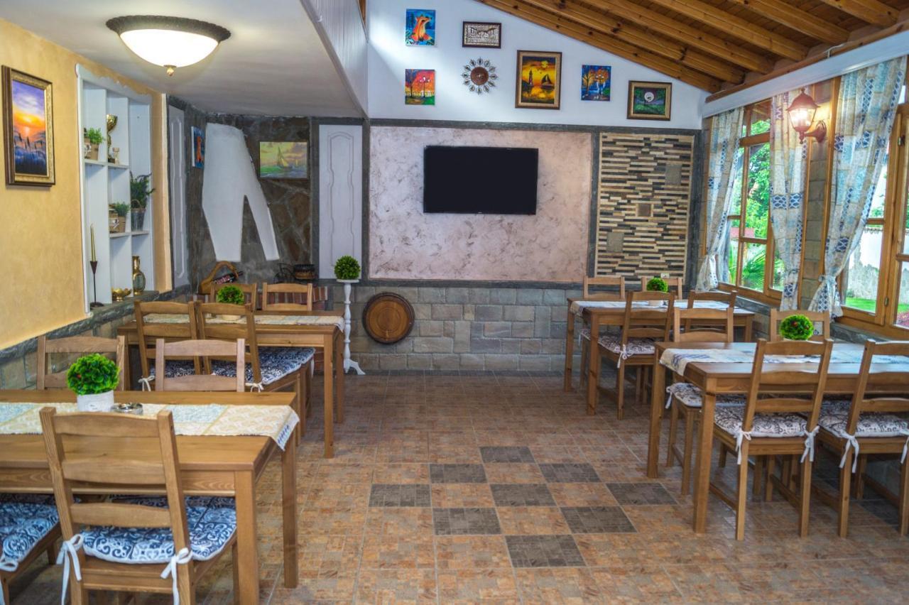 Chrystal Guest House Obzor Bagian luar foto